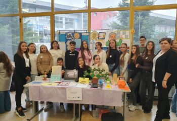 IMG-d38cc32b737010eaab597a76f70a43e5-V