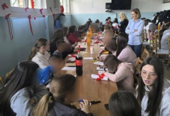 IMG-3a2cff4ac060d878b746a1d3c3f14caf-V (1)